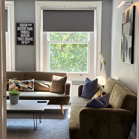 Knightsbridge Two Bed Apartment